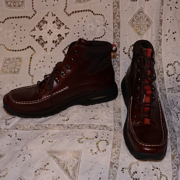 New Cole Haan Nike Air Country boots hiking 11B - Picture 1 of 4
